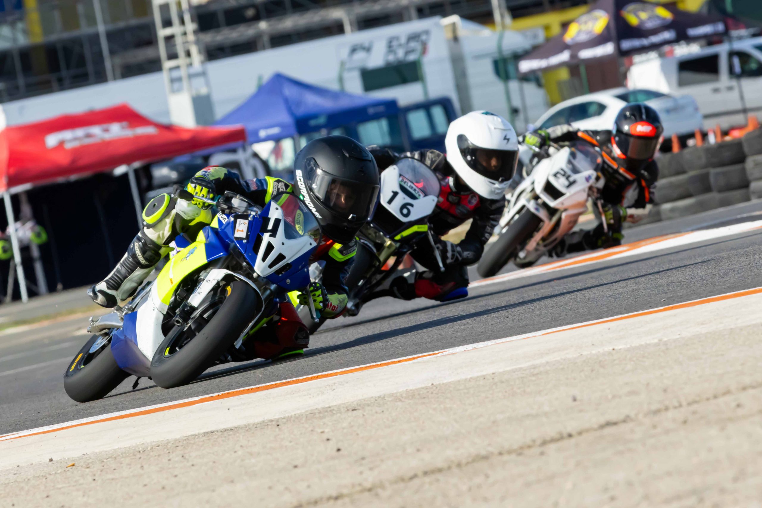 Fin de fiesta en el Aspar Circuit
