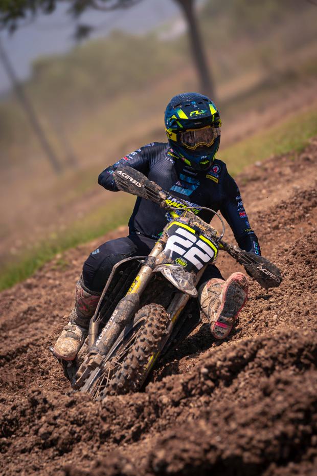 David Braceras se lleva el MX de Benicarló en la máxima categoría